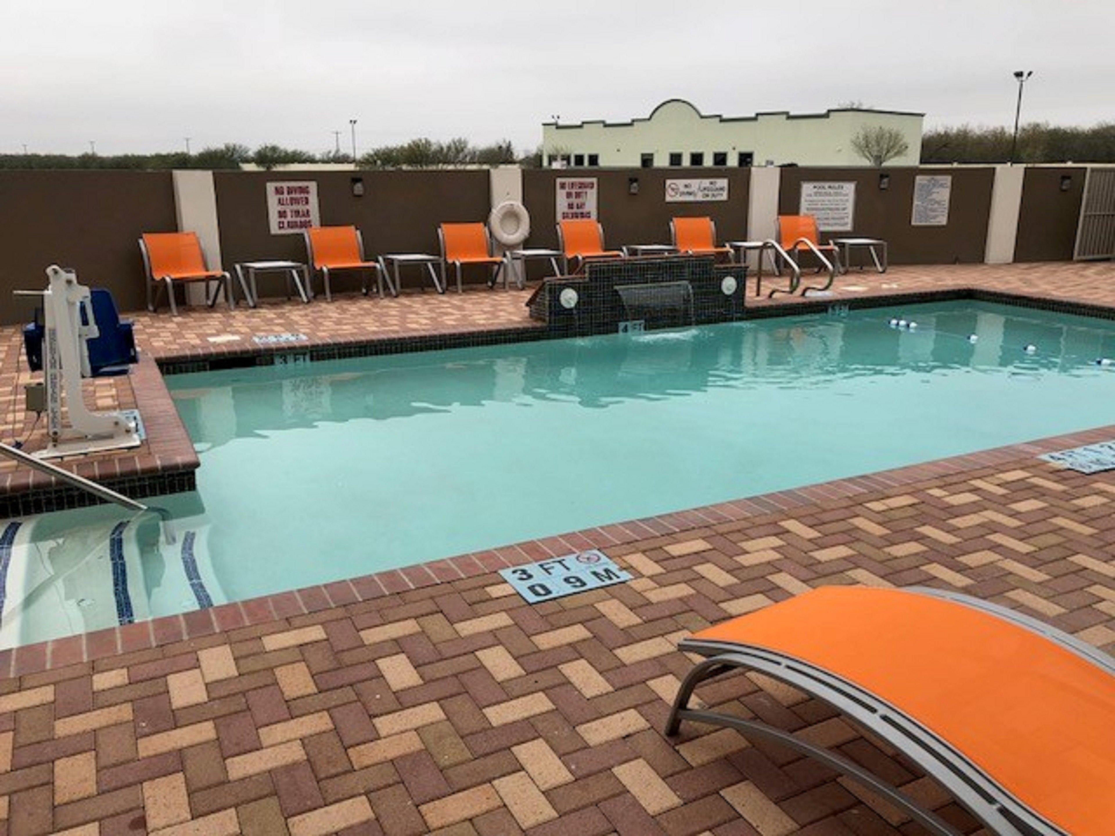 Holiday Inn Express Hotel & Suites Rio Grande City, An Ihg Hotel Экстерьер фото