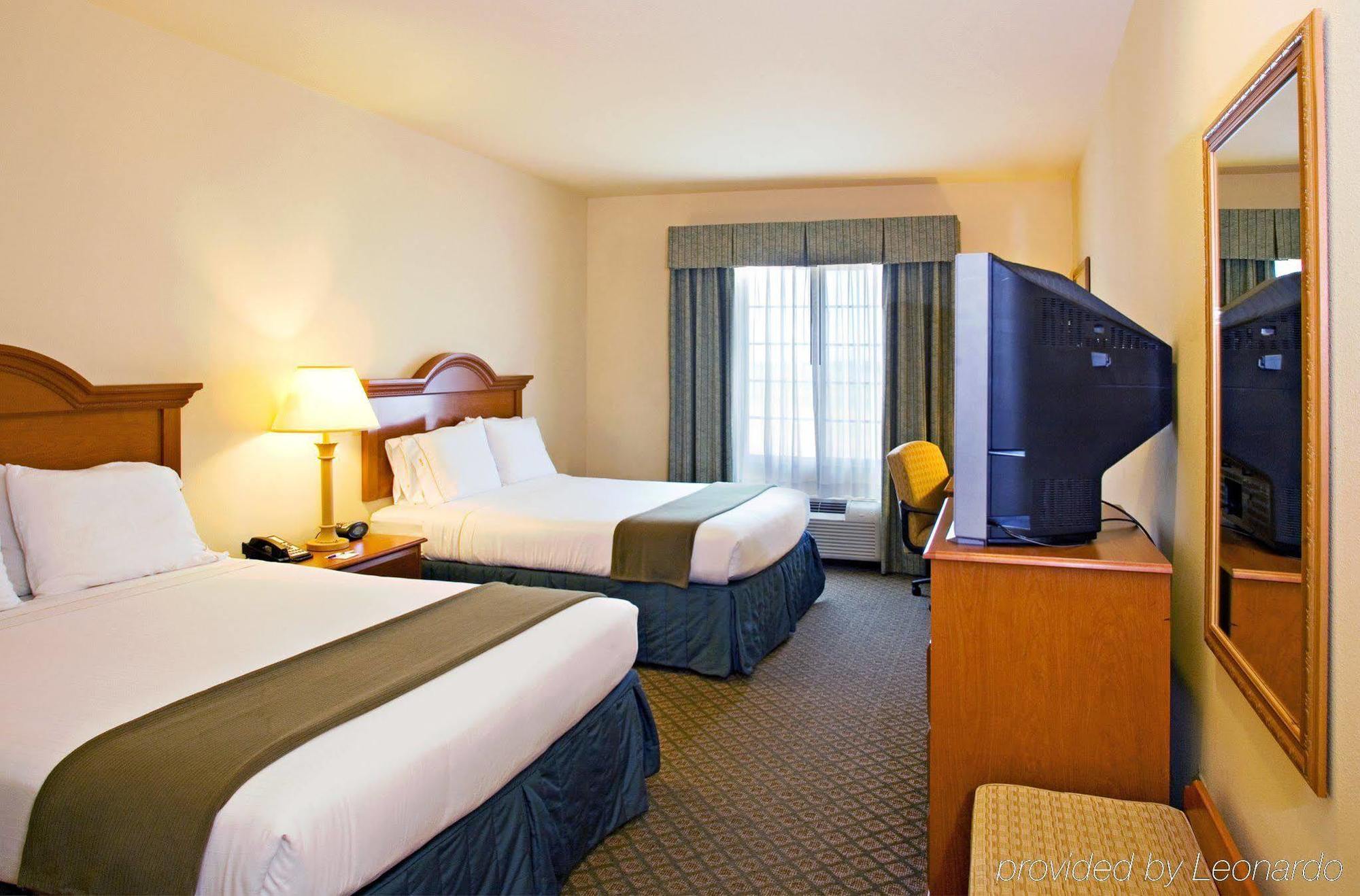 Holiday Inn Express Hotel & Suites Rio Grande City, An Ihg Hotel Экстерьер фото